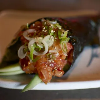 Hamachi Hand Roll