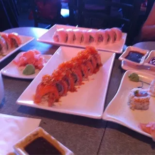 Hamachi Lover Roll