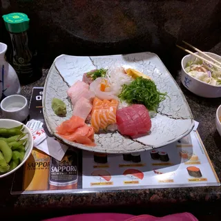 Chirashi Sushi