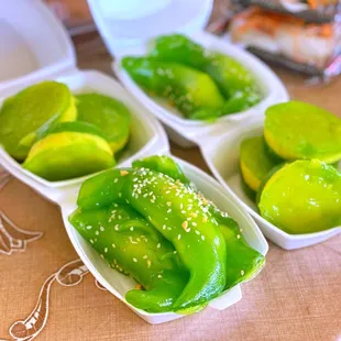 green peppers and limes