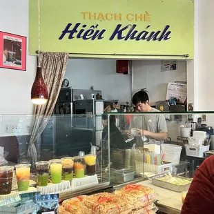 sushi and sashimi, interior