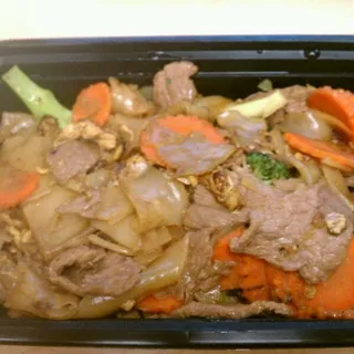 Sweet Noodles (Pad See Ew)