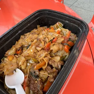 Beef drunken noodle