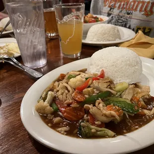 Pine nut chicken