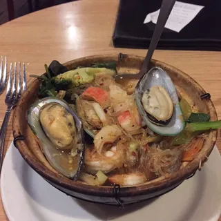 Seafood Clay Pot