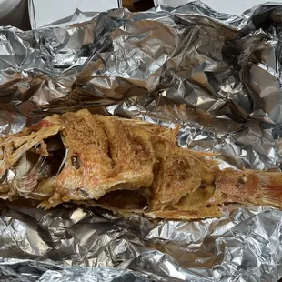 Whole fish garlic sauce