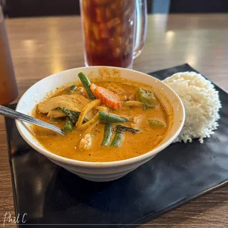 L-2. Red Curry Lunch Special