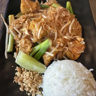 L-5. Pad Thai Lunch Special