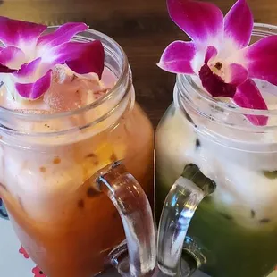 Thai Iced Tea &amp; Green Tea DELICIOUS! $3
