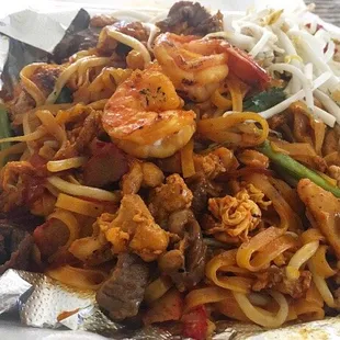 Combination Pad Thai