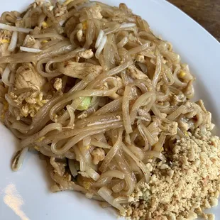 L1. Pad Thai Lunch