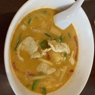 Red Curry Noodle Curry Lunch