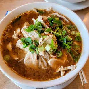 Thai Noodle Soup w/ Chicken