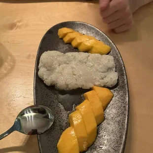 Mango sticky rice