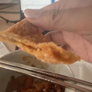 No meat in fried wontons.