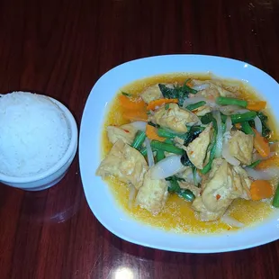 Thai Basil Krapow with tofu and rice