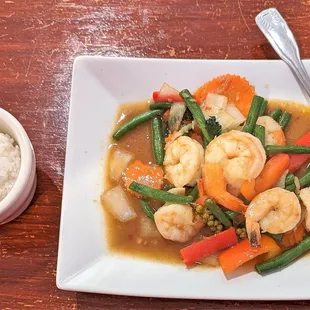 This is the Sautee Basil with Shrimp entrée on the Restaurant Week menu.  Photo taken January 21, 2023.