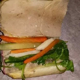 Special Banh Mi, Lack of vegetables
