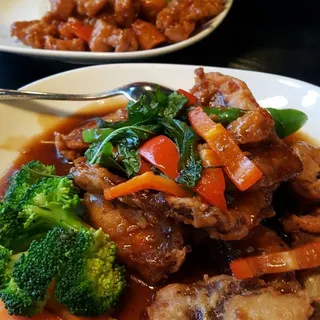 Crispy Duck with Basil Leaves