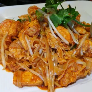 Traditional Pad Thai - Rice Noodles