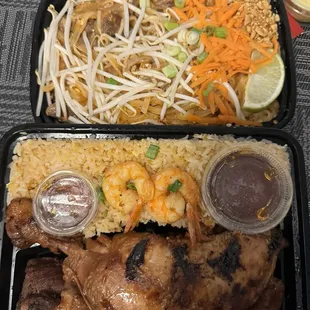 S Combo ,Pad Thai ,Seafood Soup