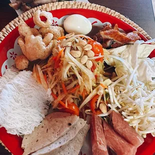 Tum-Tard Combination Salad