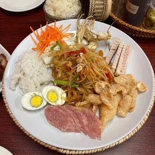 Tum-Tard Combination Salad