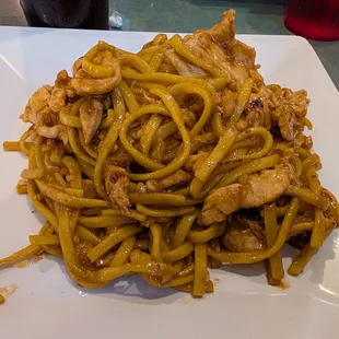 Lo mein, no veggies, spice level 3.