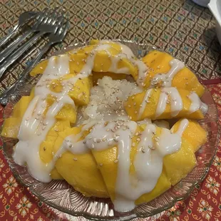 Mango with sticky rice! Delish!!!!