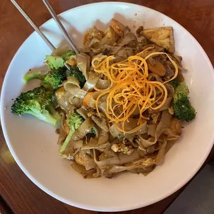 Pad See-ew Noodle