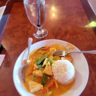 Tofu red curry delicious.  Also had wonton soup which was phenomenal!