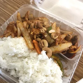 6. Cashew Nut Chicken