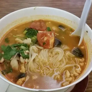 14b. Tom-Yum with Noodles Soup