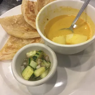 9. Roti & Curry (2 Roti)