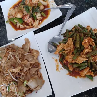 27. Basil Chili Entree