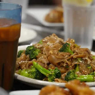 Pad See-Ew and Thai Tea
