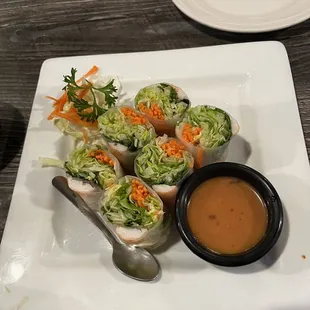 Fresh salad rolls w/ shrimp