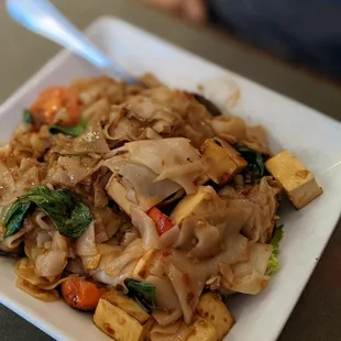 Pad-Kee-Mow ( Drunken Noodles) with Tofu $16