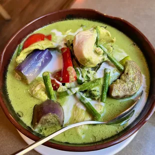 Green curry with chicken