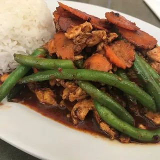 RP 4  Pad-Prik-King* Spicy Green Beans