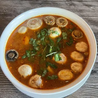 Tom Yum (Hot and Sour Soup)