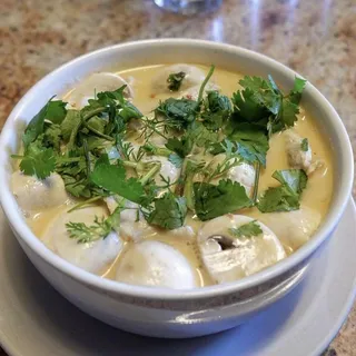 Tom Kha (Coconut Soup)