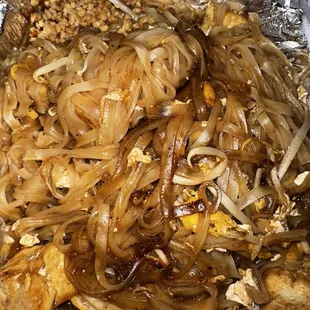 N1. Pad Thai