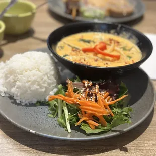 Red Curry Chicken Lunch