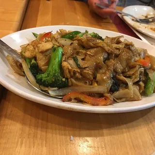 Drunken Noodles (Spicy Noodles)