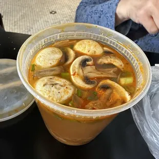 Ooh Mama Tom Yum Noodle Soup