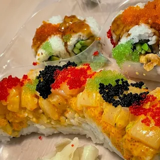 Spicy Hotate Roll (Fresh Scallops)