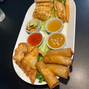 Bistro Sampler Substitute the shrimp rolls for the curry potlickers