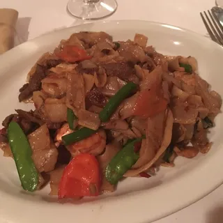 Blazing Noodle 'Pad Kee Mao'