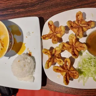 Chicken curry yellow and crab ragoons